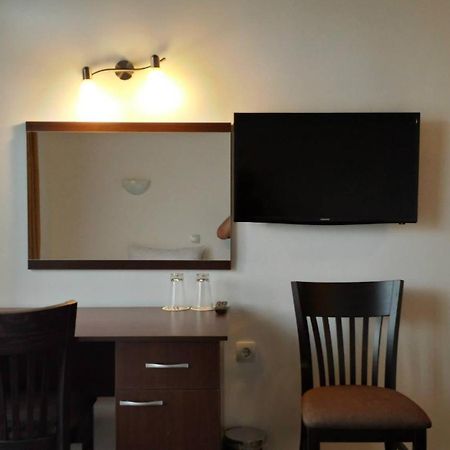 Hotel Kiprovets Chiprovtsi Экстерьер фото