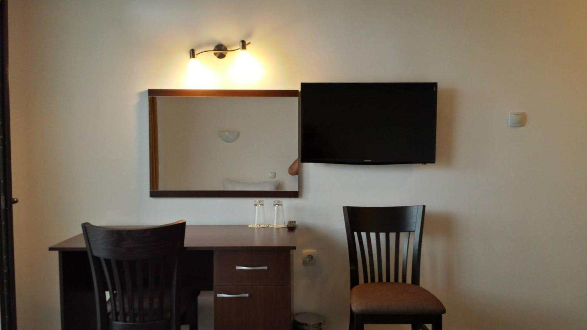 Hotel Kiprovets Chiprovtsi Экстерьер фото